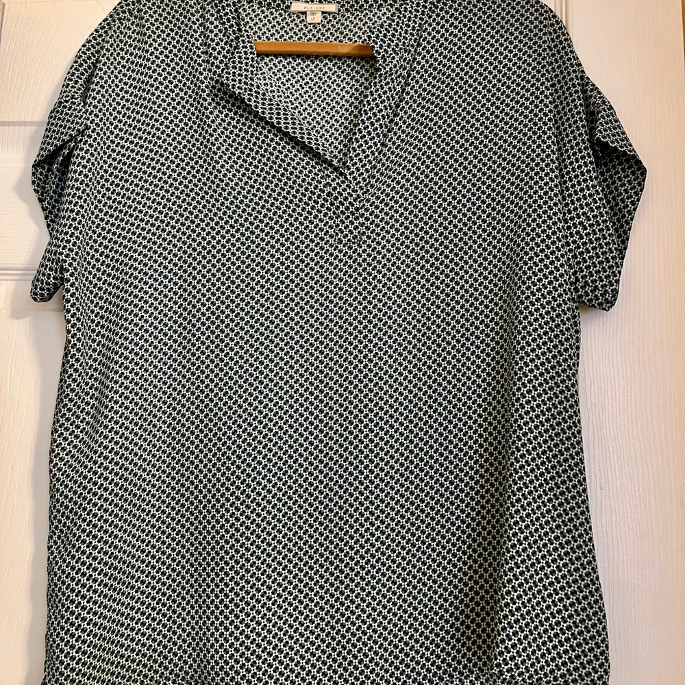Summer Pleione Blouse - Picture 2 of 5